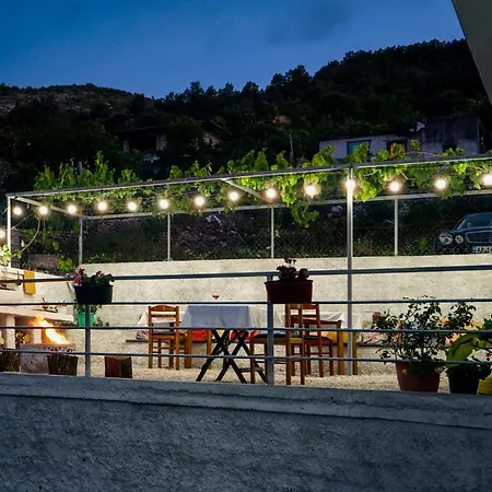 Pensjonat Patio Gjirokastra