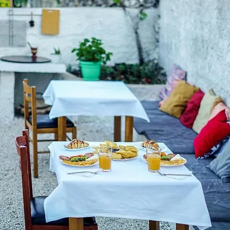 Patio Pensjonat Gjirokastra