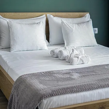 Patio 3* Gjirokastra