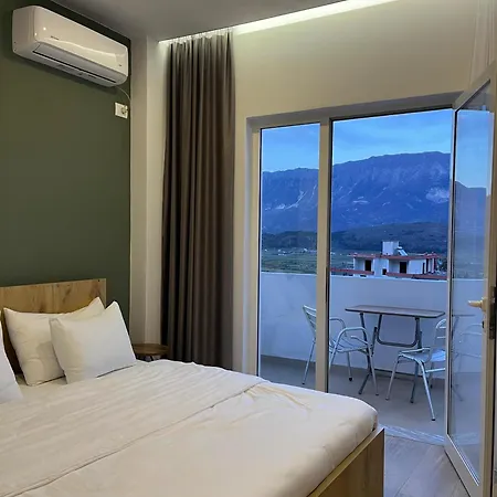 Pensjonat Patio Gjirokastra