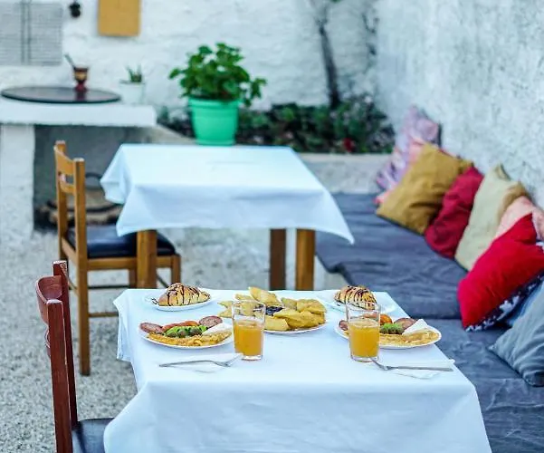 Patio 招待所 Gjirokastër